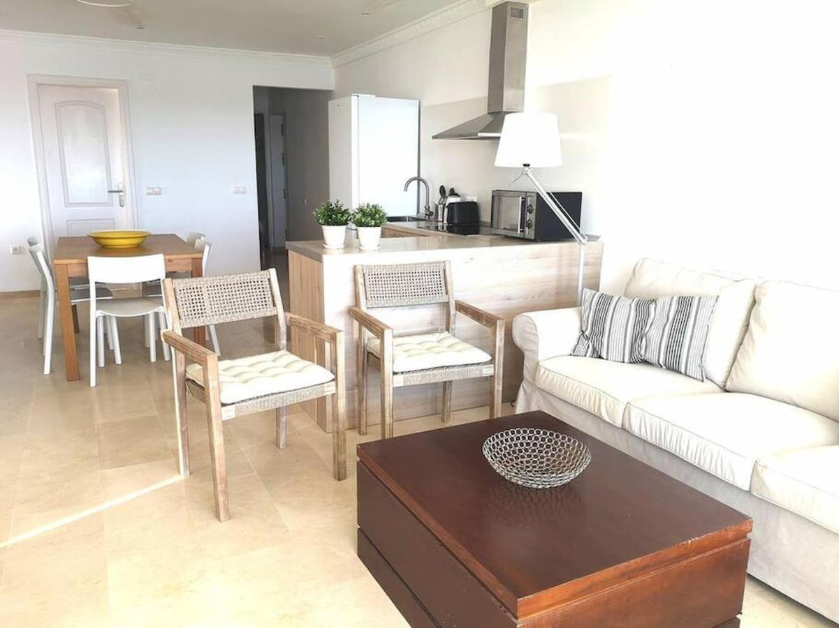 Amazing 3Bedroom Flat With Seafront Views & Pool By Sharingco ماربيا المظهر الخارجي الصورة