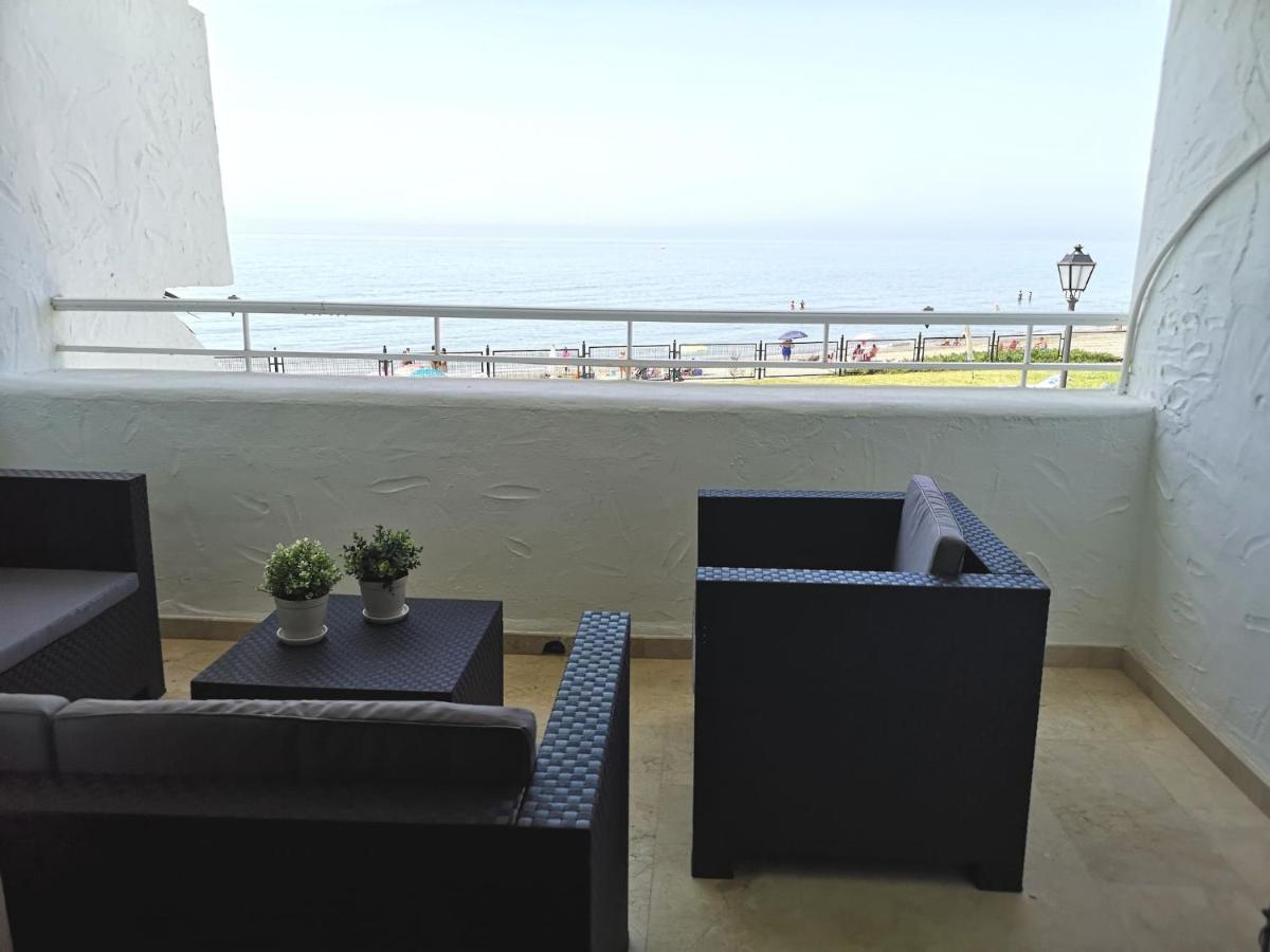Amazing 3Bedroom Flat With Seafront Views & Pool By Sharingco ماربيا المظهر الخارجي الصورة
